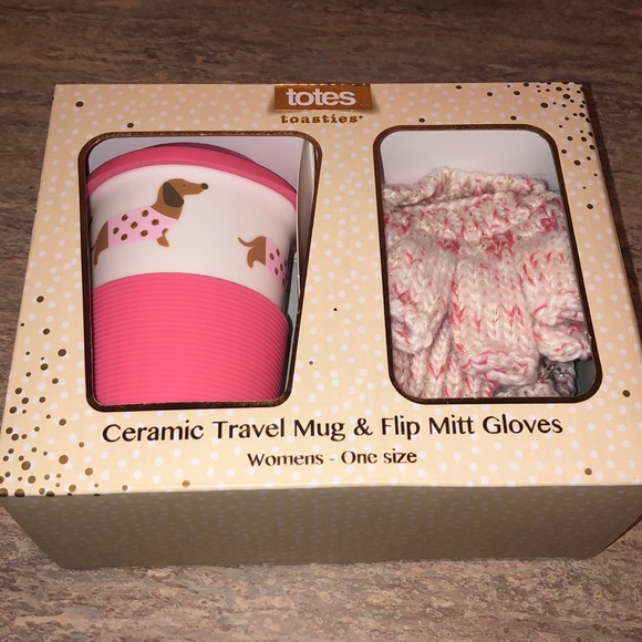 totes Other - NEW Dog Mug And Glove Set totes Other - NEW Dog Mug And Glove Set
